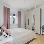 公寓 Sloneczny I Przestronny W Sercu Szczecina By Renters