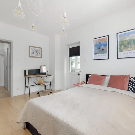 Sloneczny I Przestronny W Sercu Szczecina By Renters Appartement