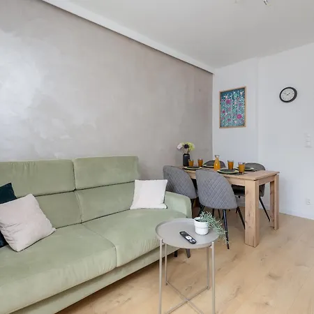 Sloneczny I Przestronny W Sercu Szczecina By Renters Apartamento *